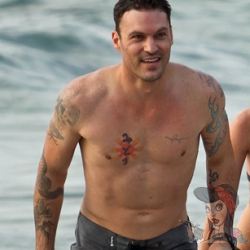 6 and counting - Brian Austin Green 6 and counting - Brian Austin Green